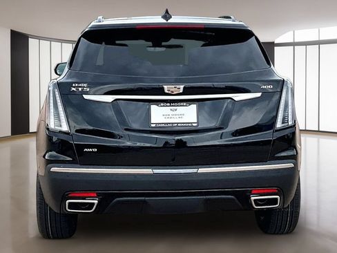 New 2026 Cadillac XT5 Sportv w/ LPO, Floor Liner Package AWD/4WD image 4