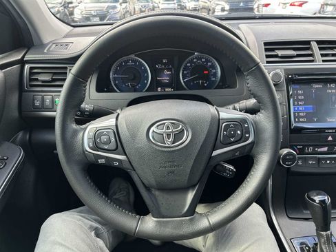 Used 2017 Toyota Camry XSE FWD image 11