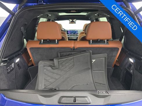 Used 2025 BMW X7 M60i w/ Climate Comfort Package AWD/4WD image 18