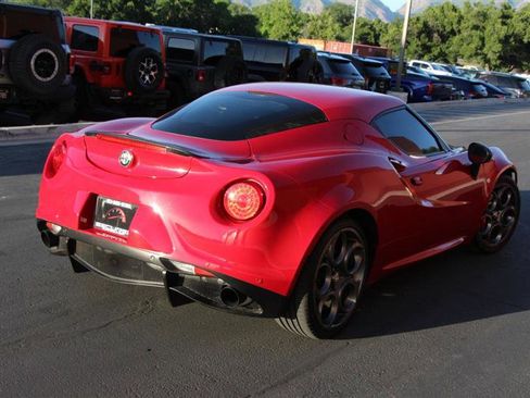 Used 2015 Alfa Romeo 4C Launch Edition w/ Convenience Group RWD image 9
