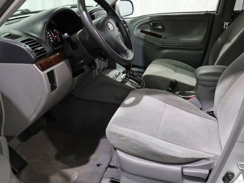Used 2003 Suzuki XL7 4WD image 11