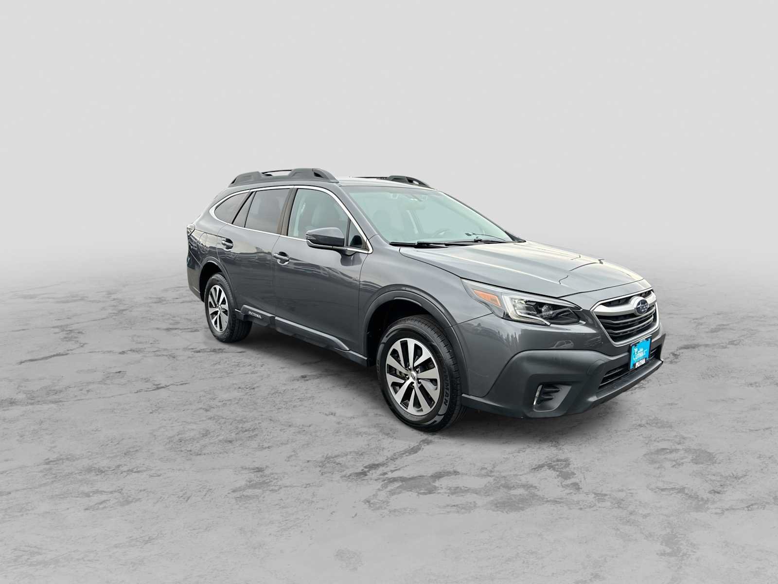 Used 2022 Subaru Outback Premium AWD/4WD image 2
