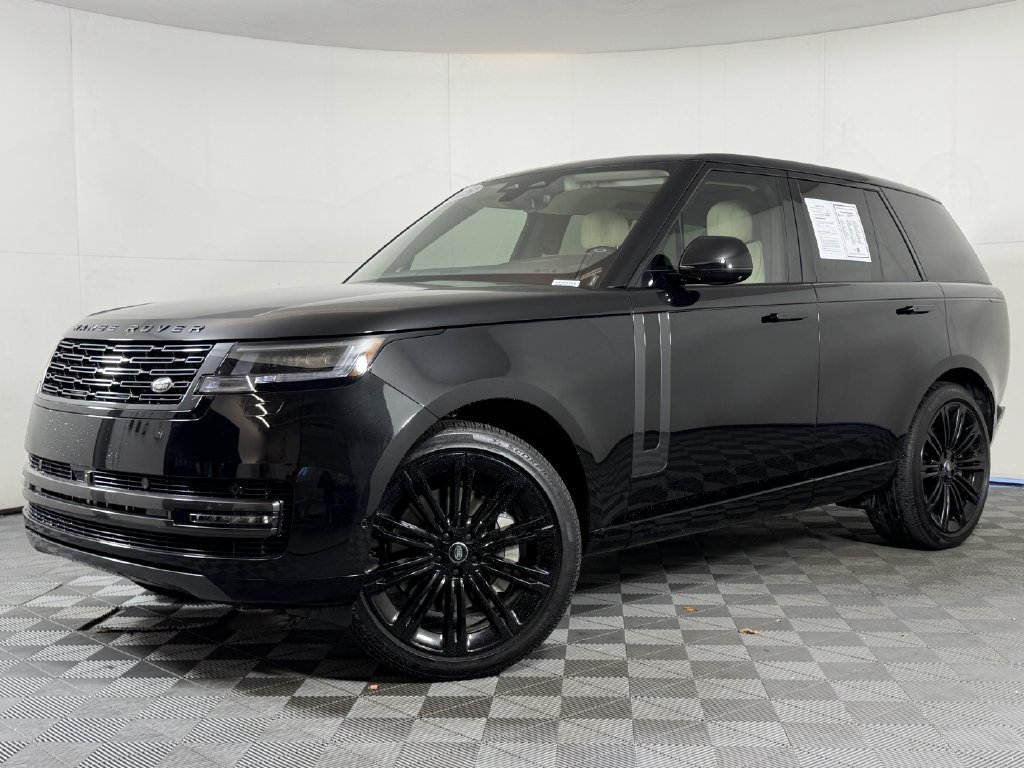 Used 2025 Land Rover Range Rover SE AWD/4WD image 1