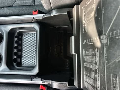 Used 2021 RAM 1500 Big Horn image 27