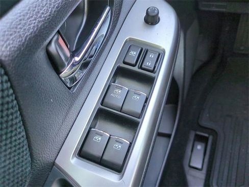 Used 2017 Subaru Crosstrek 2.0i Premium w/ Popular Package #1 image 19