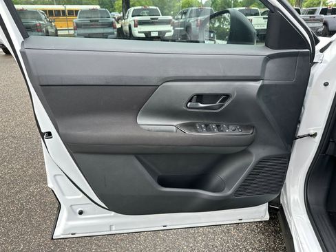 New 2026 Nissan Kicks S FWD image 8