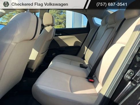 Used 2018 Honda Civic EX image 5