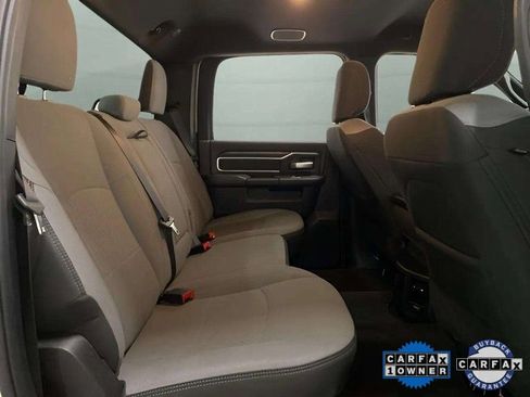 Used 2024 RAM 2500 Big Horn w/ Safety Group image 19