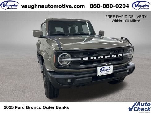 Used 2025 Ford Bronco Outer Banks AWD/4WD image 1