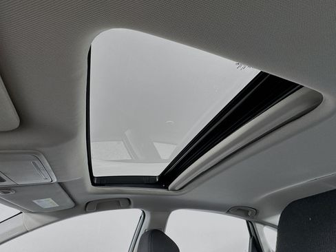 Certified 2023 Honda Accord EX image 21