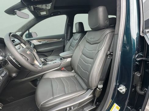 New 2025 Cadillac XT6 Sport w/ Platinum Package image 13