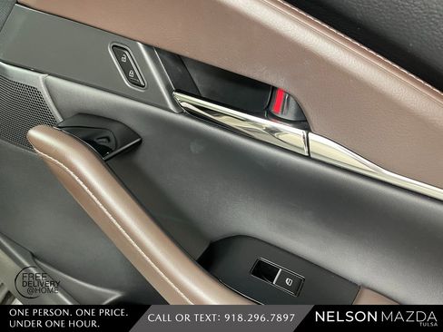 Used 2022 MAZDA CX-30 AWD 2.5 S w/ Premium Package image 47