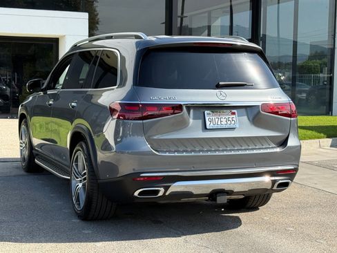 Used 2025 Mercedes-Benz GLS 450 4MATIC image 11