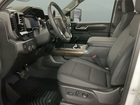 New 2026 Chevrolet Silverado 2500 LT image 14