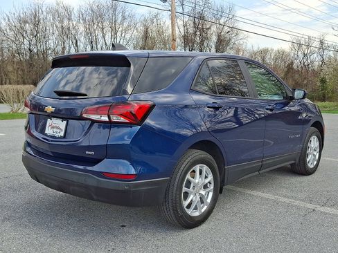 Used 2023 Chevrolet Equinox LS w/ LS Convenience Package image 6