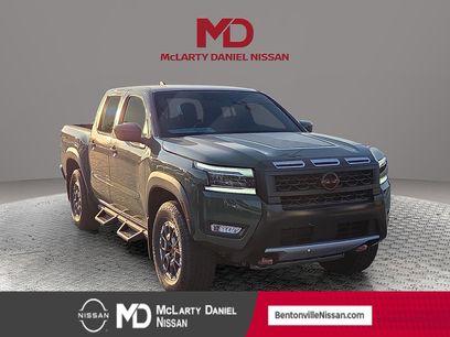 New 2025 Nissan Frontier PRO-4X w/ Black Accent Package