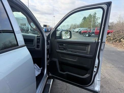 Certified 2017 RAM 1500 Express AWD/4WD image 52