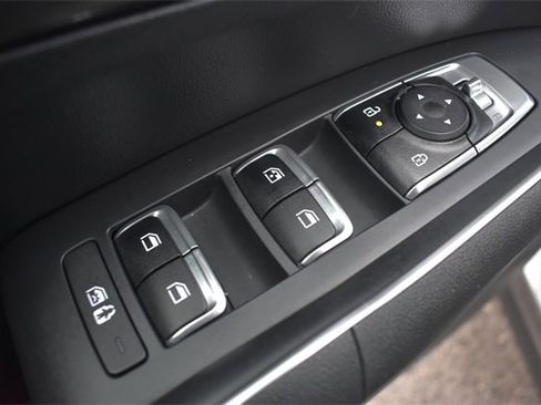 Certified 2025 Kia Sorento EX image 21