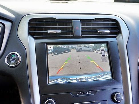Used 2019 Ford Fusion SE FWD image 36