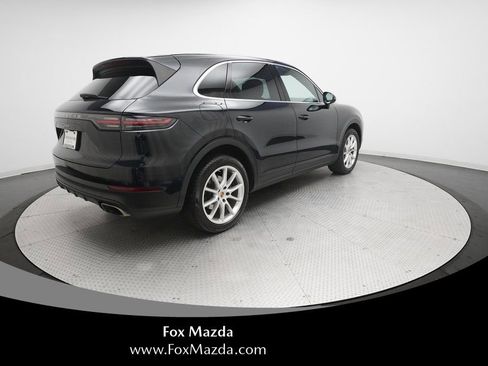 Used 2019 Porsche Cayenne image 36