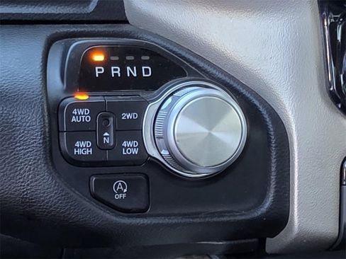 Used 2019 RAM 1500 Laramie image 25