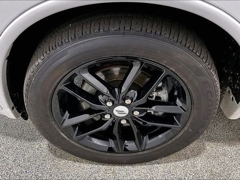 Used 2025 Dodge Durango R/T AWD/4WD image 36