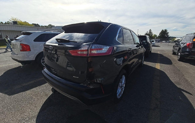 Used 2024 Ford Edge SEL w/ Convenience Package AWD/4WD image 3