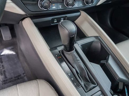 Certified 2024 Honda Accord LX image 21