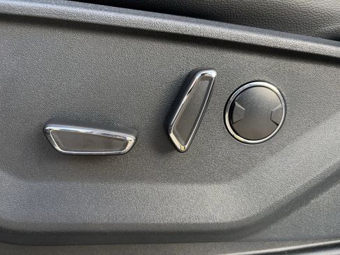 New 2025 Ford F150 Lariat w/ Equipment Group 502A High image 59