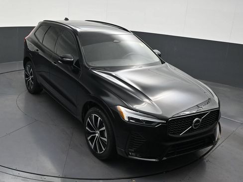 Used 2024 Volvo XC60 B5 Plus AWD/4WD image 21