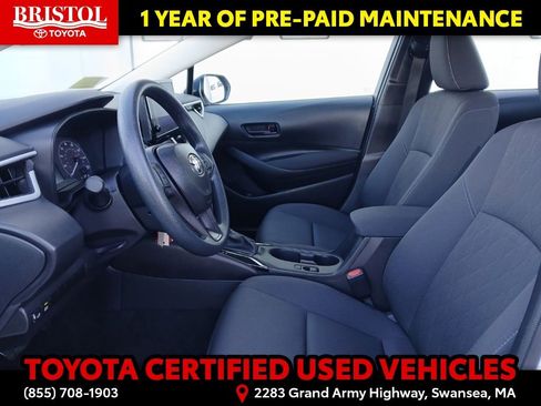 Used 2025 Toyota Corolla LE image 14