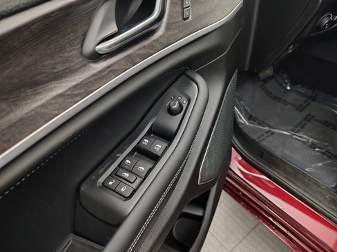 New 2026 Jeep Grand Cherokee L Limited AWD/4WD image 19