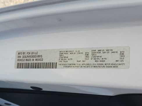 Used 2025 RAM ProMaster 2500 w/ Convenience Group FWD image 26