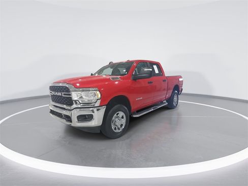 Used 2024 RAM 2500 Big Horn w/ Bed Utility Group image 4