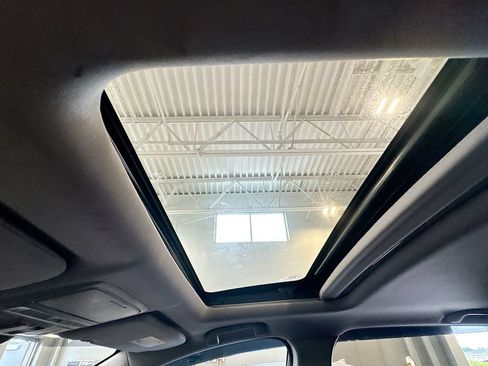 Used 2021 Honda CR-V EX-L image 23