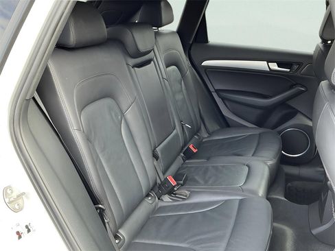 Used 2017 Audi Q5 2.0T Premium Plus w/ Technology Package image 41