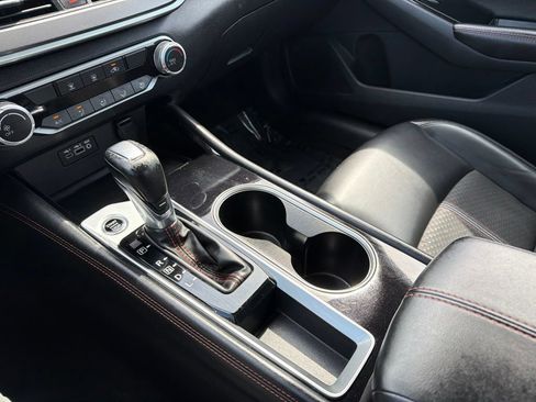 Used 2024 Nissan Altima 2.5 SR FWD image 25