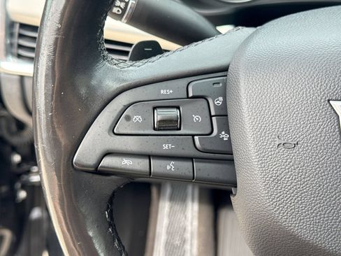 Used 2019 Cadillac XT4 Premium Luxury w/ Cold Weather Package FWD image 29