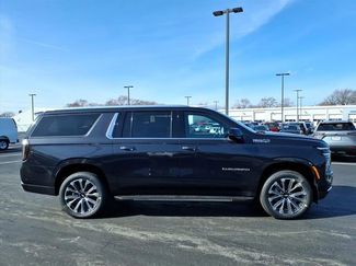 New 2026 Chevrolet Suburban High Country w/ Sun And Tow Package AWD/4WD video 2