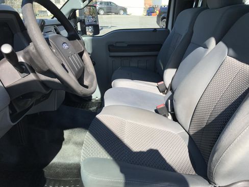 Used 2011 Ford F450 XL w/ XL Value Pkg image 7