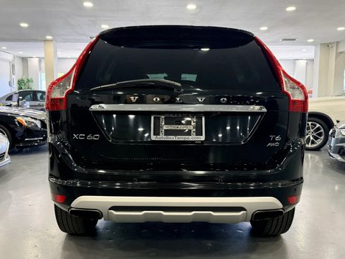 Used 2017 Volvo XC60 T6 Dynamic w/ Preferred Option Package AWD/4WD image 6