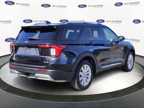 Certified 2025 Ford Explorer Platinum w/ LUX Leather Package image 5
