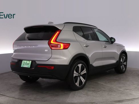 Used 2023 Volvo XC40 Recharge Plus AWD/4WD image 3