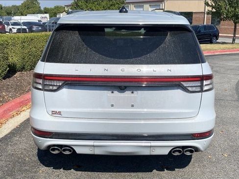 Used 2025 Lincoln Aviator Reserve w/ Equipment Group 201A AWD/4WD image 5