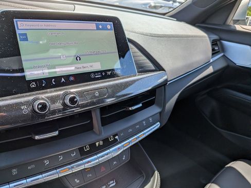 Certified 2023 Cadillac CT4 Luxury w/ Sun And Sound Package RWD image 17