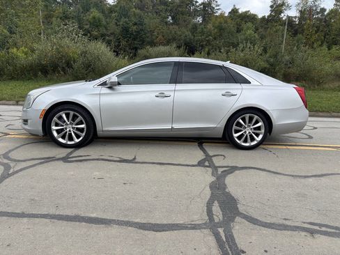 Used 2013 Cadillac XTS Luxury w/ Driver Awareness Package FWD image 8