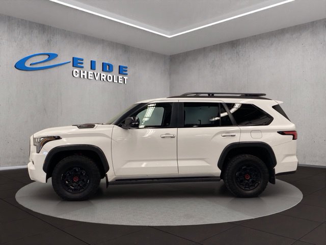 Used 2024 Toyota Sequoia TRD Pro AWD/4WD image 12