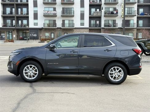 Used 2023 Chevrolet Equinox LT image 4
