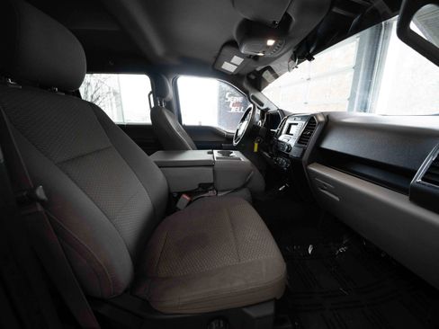 Used 2016 Ford F150 XLT w/ XTR Package image 26