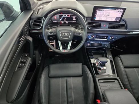 Used 2023 Audi SQ5 Prestige AWD/4WD image 12